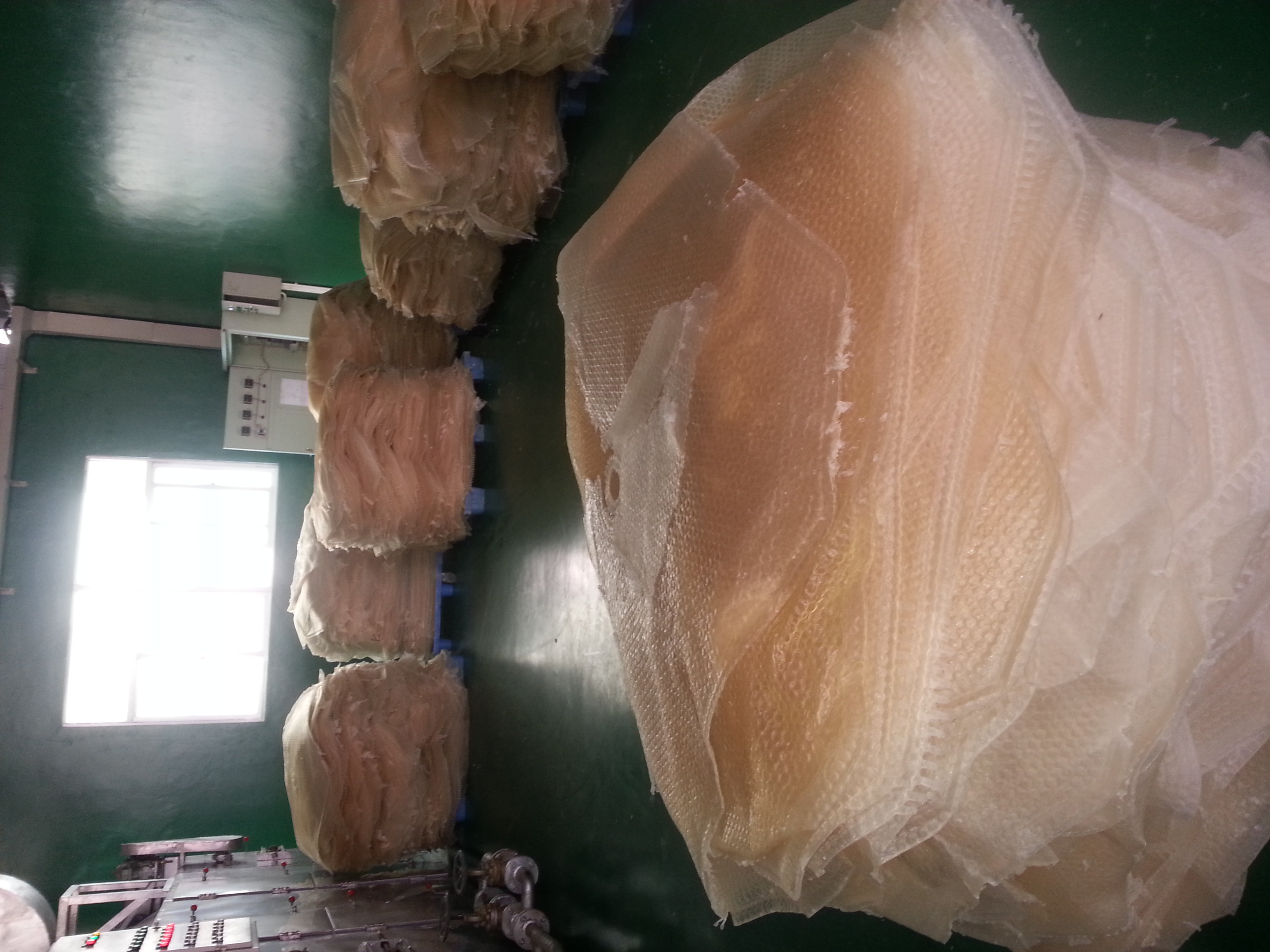A Specialized Filter Plate for Carrageenan and Agar Dehydration